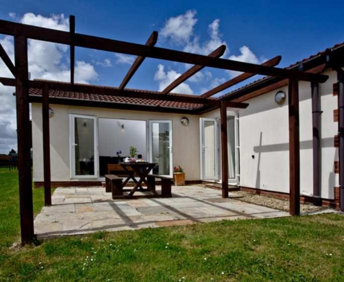 Lovely 2 Bedroom Holiday Chalet Near Сидмаут Экстерьер фото